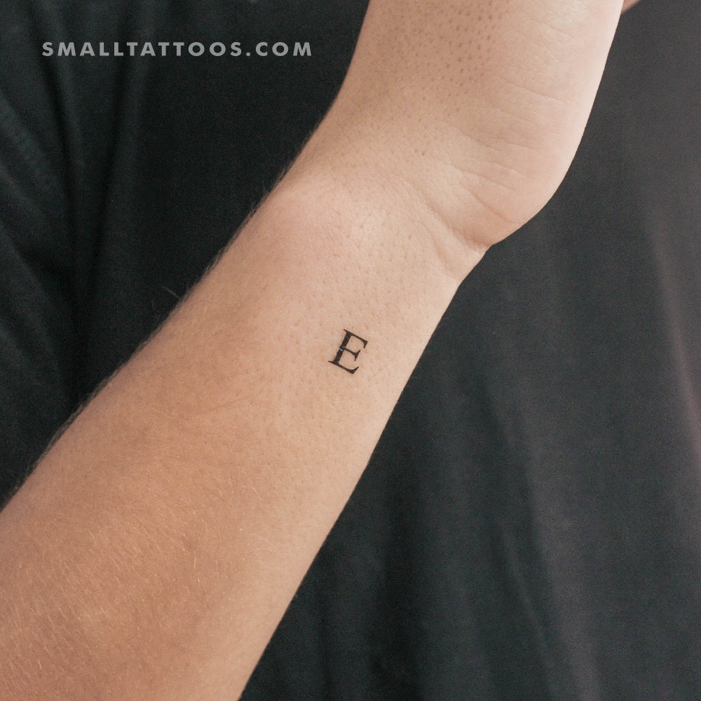 Tatuaje temporal de la letra E mayúscula con serifa (juego de 3)