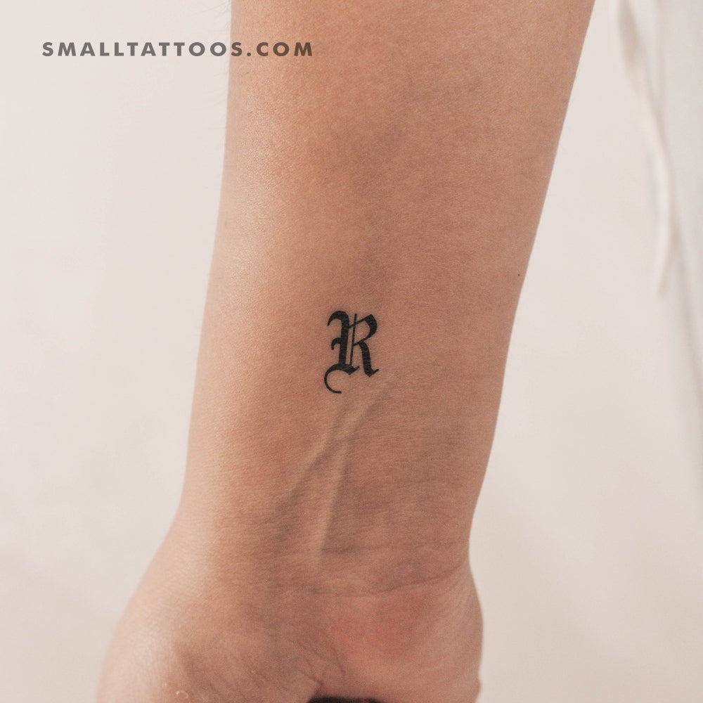 Tatuaje temporal de la letra R mayúscula estilo gótico (juego de 3)