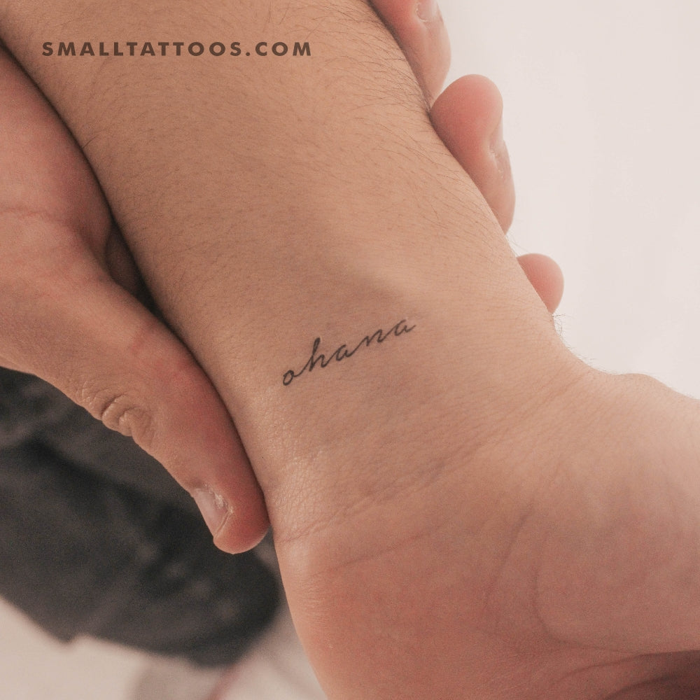 Tattoos of the Name Vanessa - Temporary & Elegant