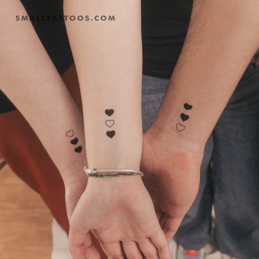 Tatuaje temporal de corazones verticales a juego (juego de 3x3)