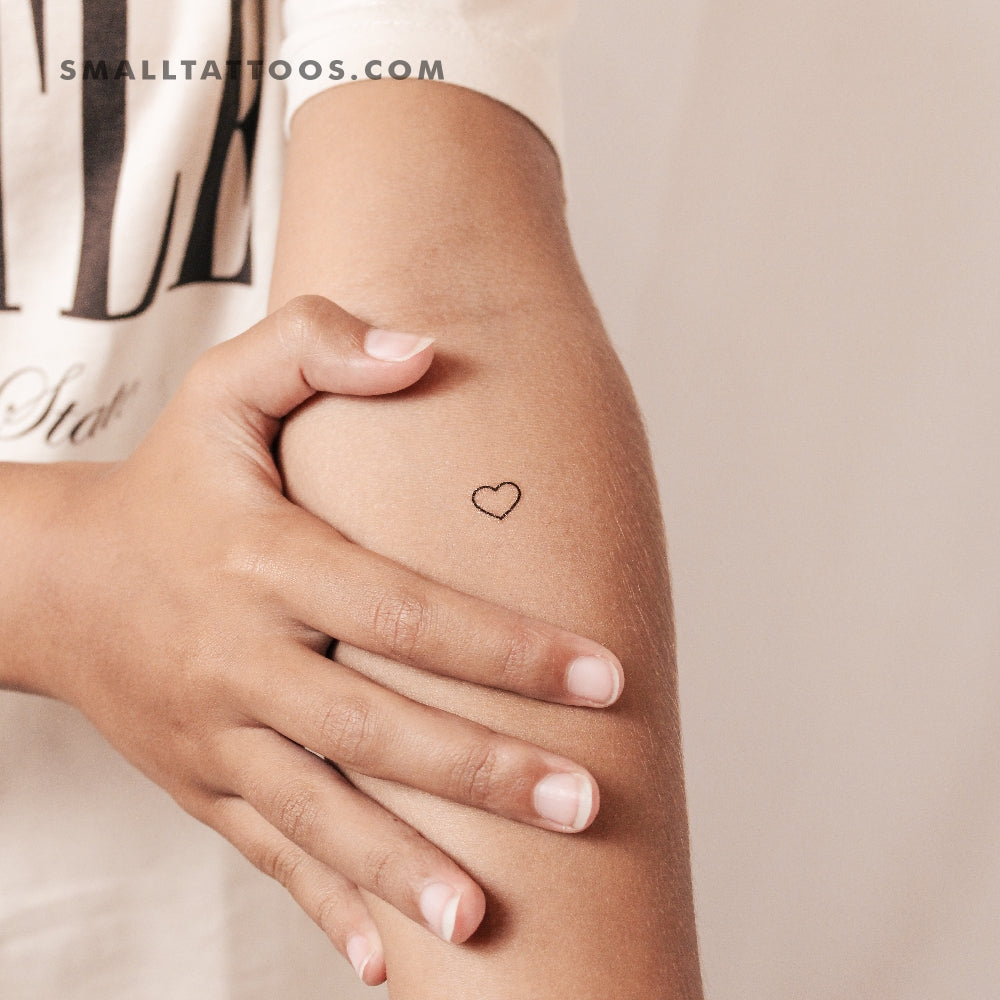Tiny Heart Outline Temporary Tattoo (Set of 3) – Small Tattoos, image size:1000x1000