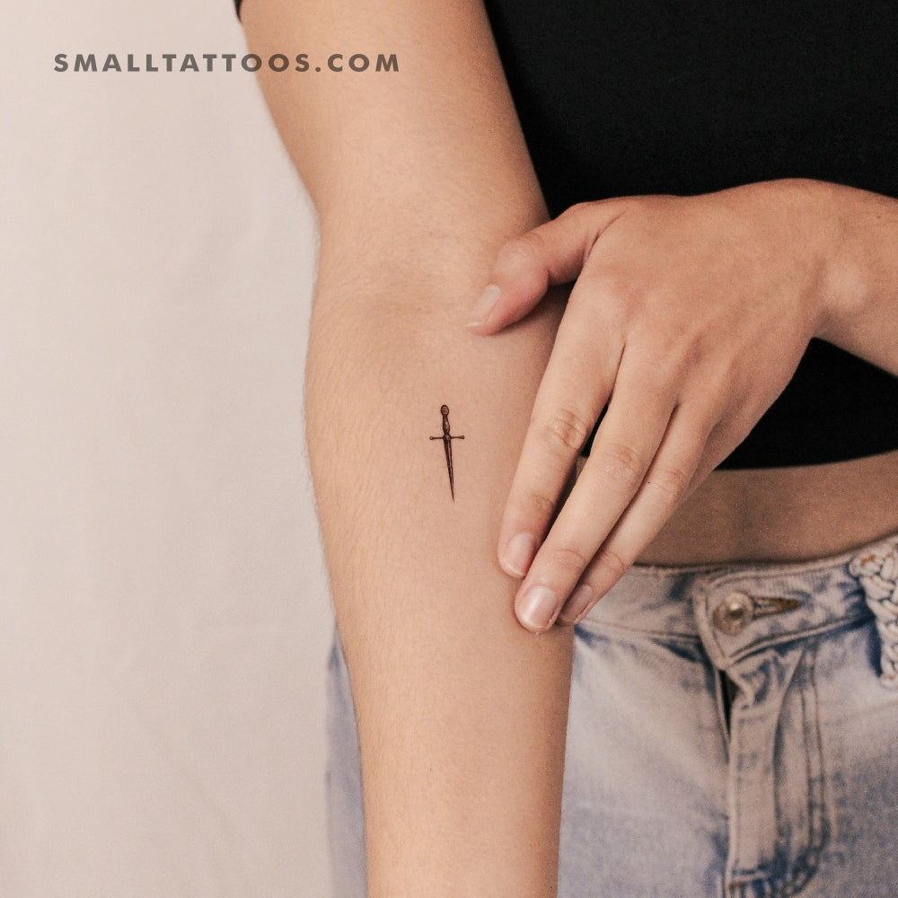 Dagger Temporary Tattoo (Set of 3)
