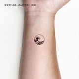 Small The Great Wave off Kanagawa Circle Temporary Tattoo (Set of 3)