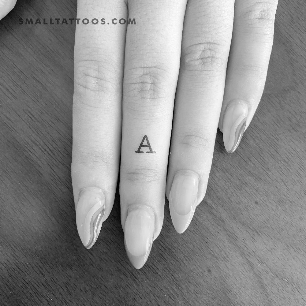 Tatuaje temporal de letra mayúscula de máquina de escribir (juego de 3)