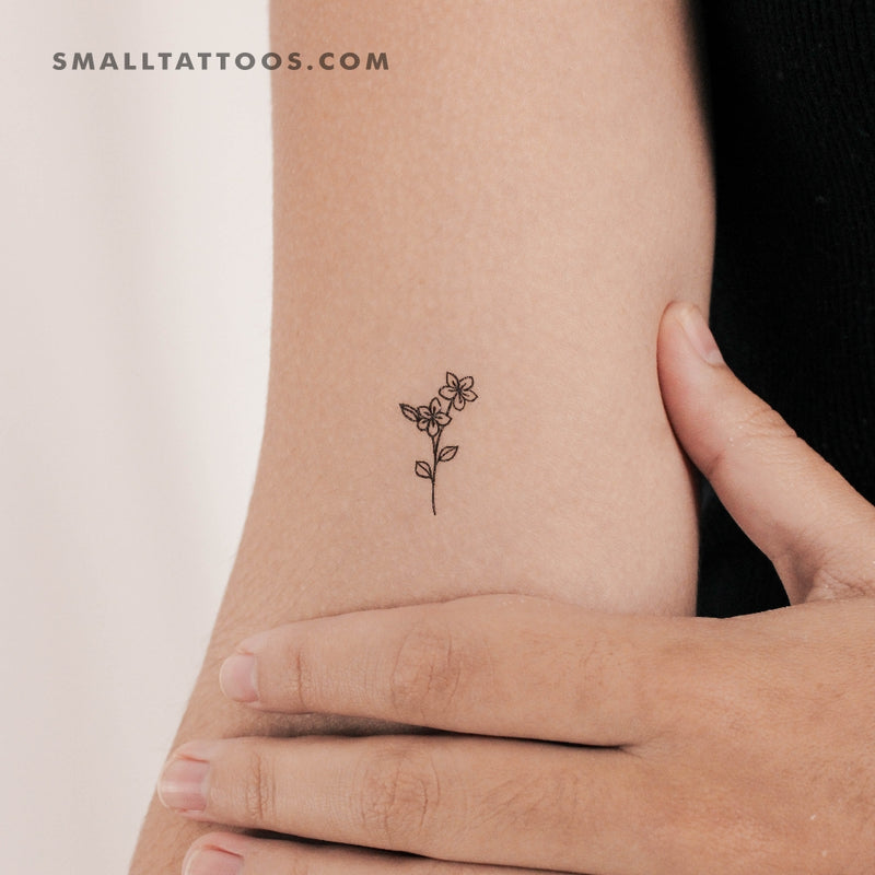 Floral Tattoo for Hand: Beautiful Small Flower Design
