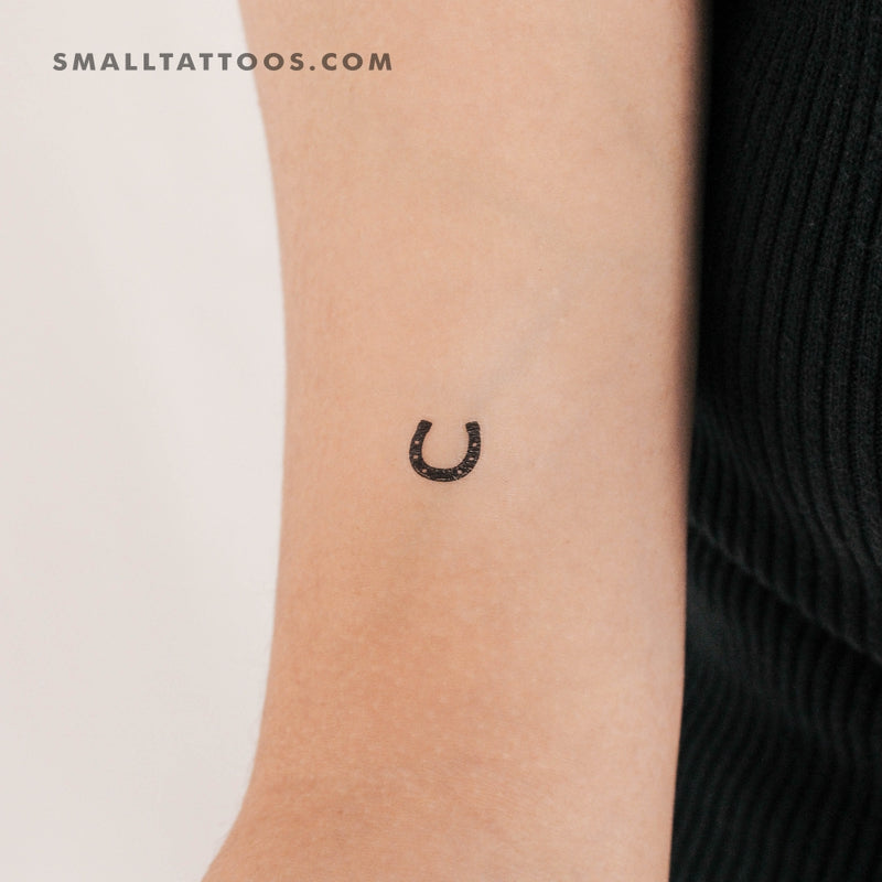 Tiny Horseshoe Temporary Tattoo (Set of 3) – Small Tattoos
