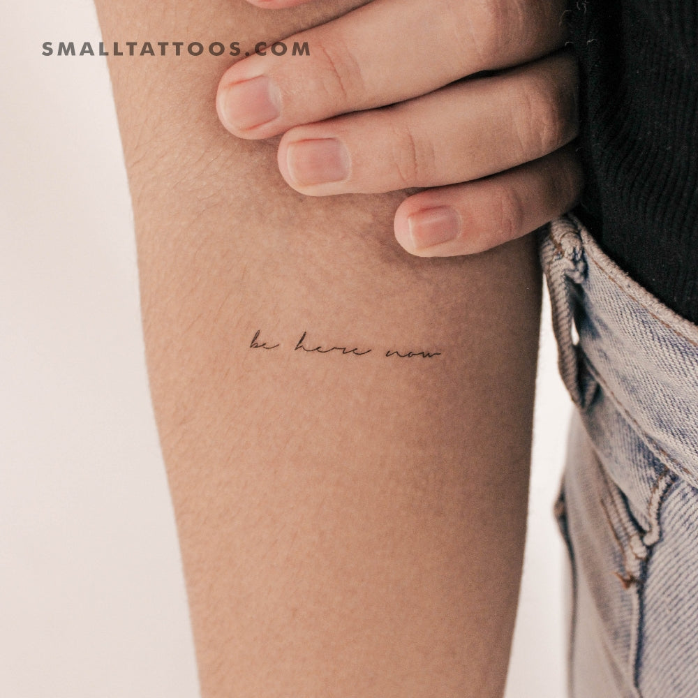 Tatuaje temporal pequeño "Be Here Now" (juego de 3)