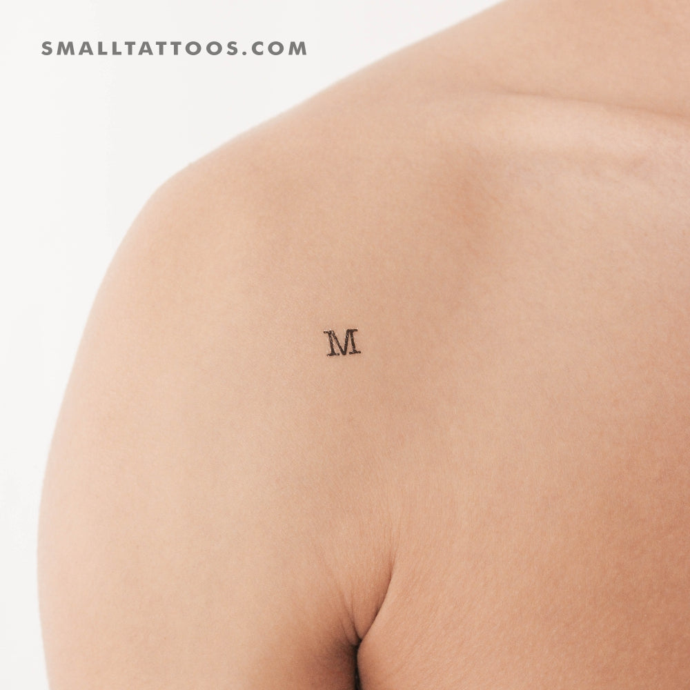 Tatuaje temporal de la letra M mayúscula de máquina de escribir (juego de 3)