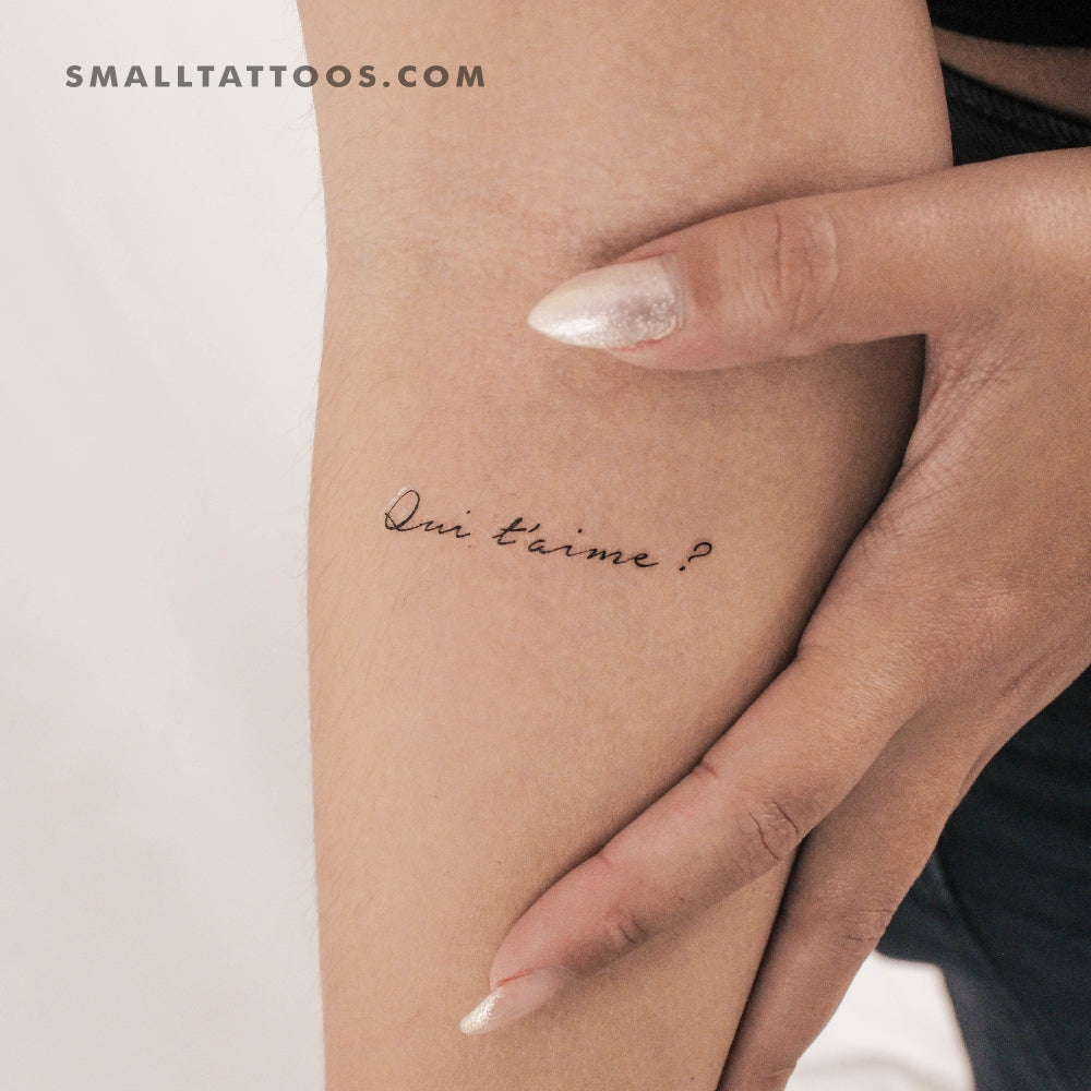 Tatuaje temporal "¿Qui t'aime?" (Lote de 3)
