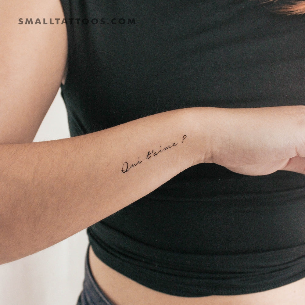 Tatuaje temporal "¿Qui t'aime?" (Lote de 3)