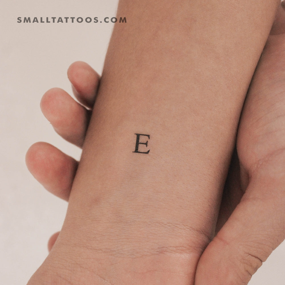 Tatuaje temporal de la letra E mayúscula con serifa (juego de 3)