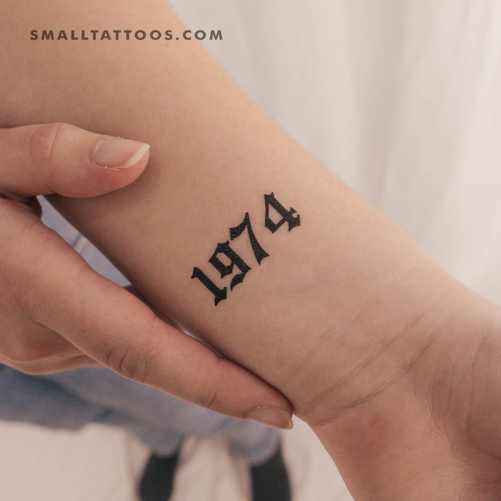 Tatuaje temporal gótico del año de nacimiento 1974 (juego de 3)