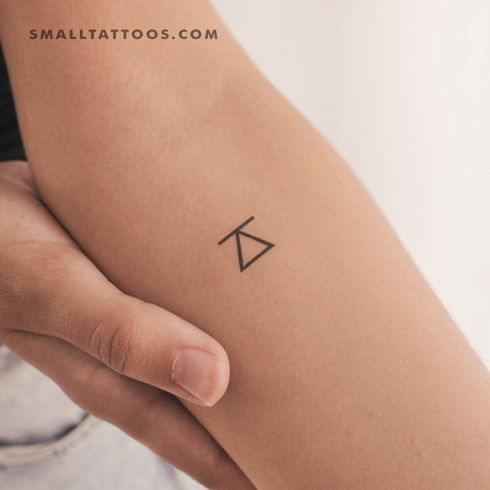 Tatuaje temporal del símbolo de desafío (juego de 3)