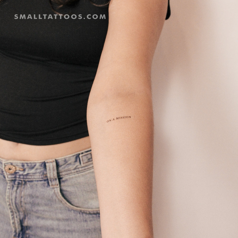 Tatuaje temporal EN UNA MISIÓN (juego de 3)