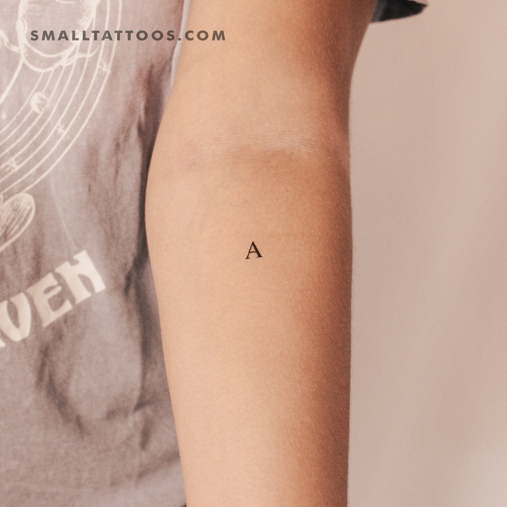 Tatuaje temporal de letra serif mayúscula (juego de 3)