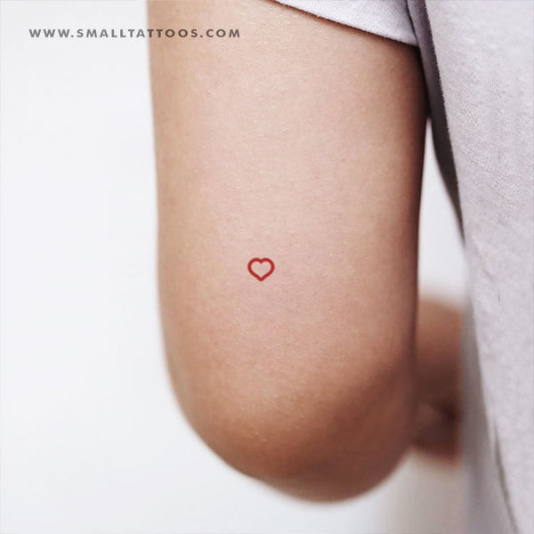 Small Red Heart Outline Temporary Tattoo (Set of 3)