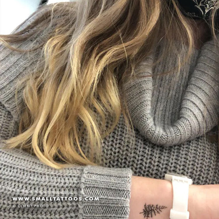 Tatuaje temporal de pino pequeño (juego de 3)