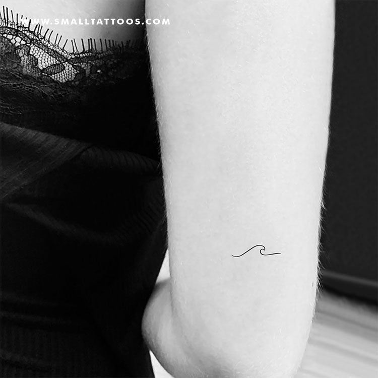 Minimalist Wave Temporary Tattoo (Set of 3)